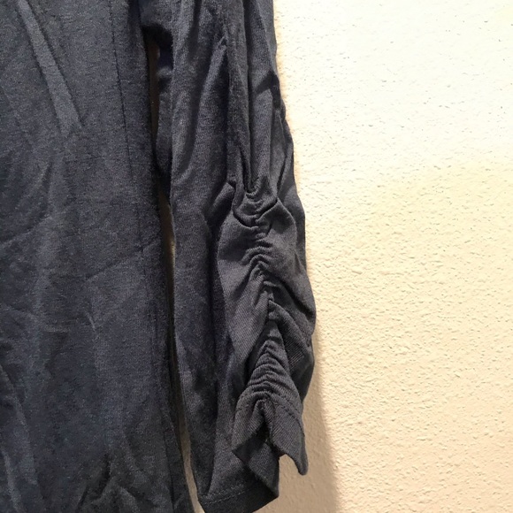 🎉Shirt 👚 - Picture 3 of 4